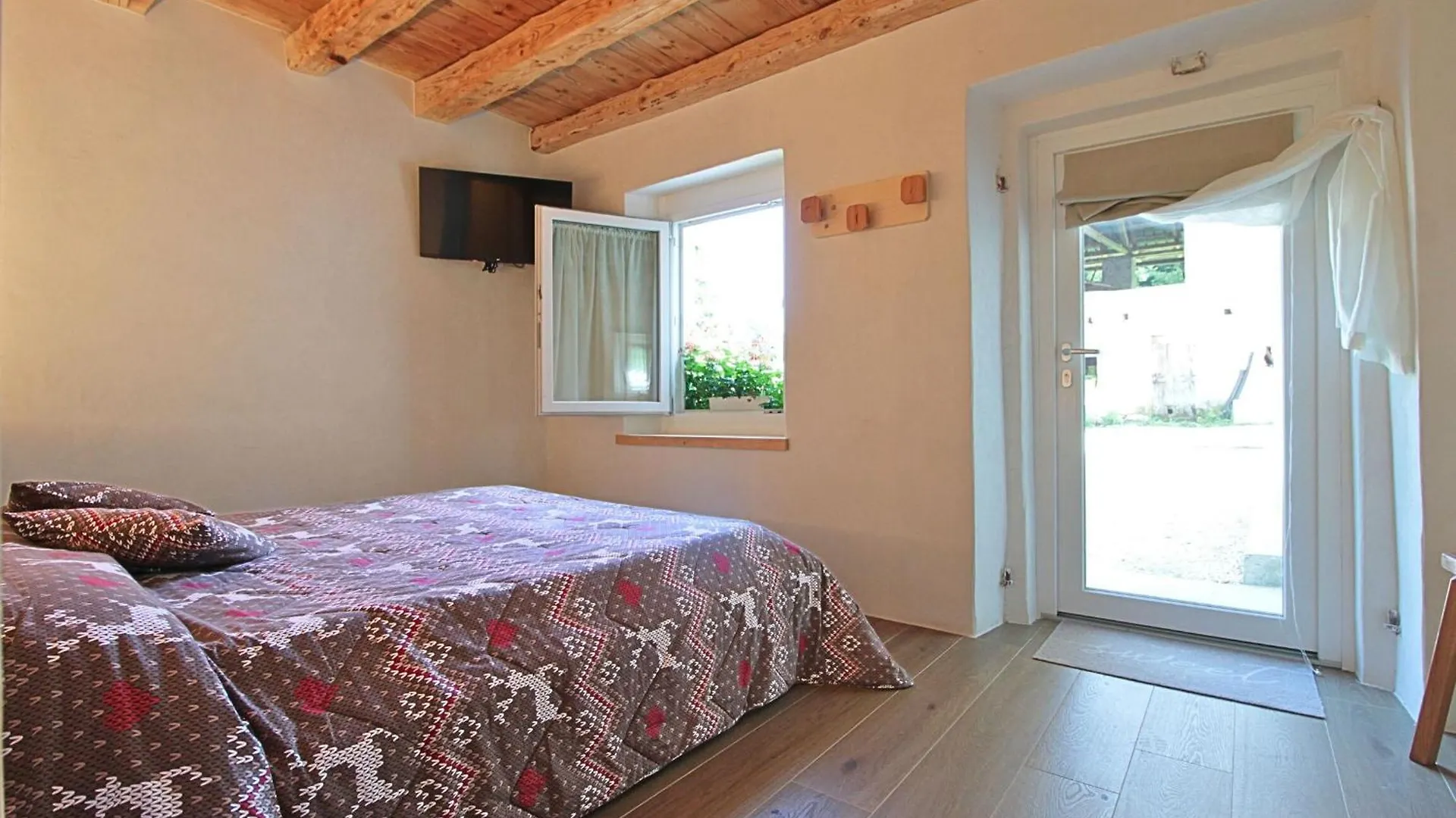 Holiday home Baita Tersilia Near Lake And Mountain Veneto Pranolz