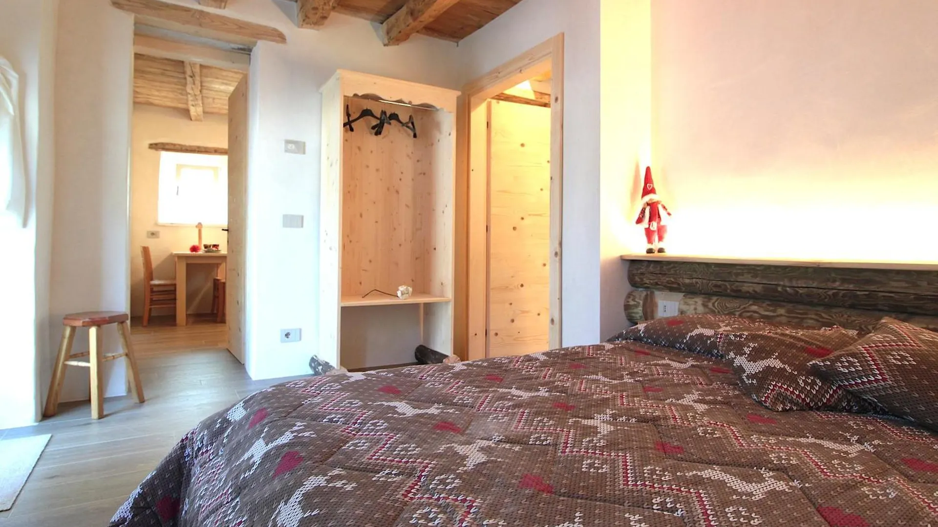 Baita Tersilia Near Lake And Mountain Veneto Pranolz Holiday home